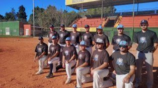 La Selección Argertina de sóftbol tras un entrenamiento.