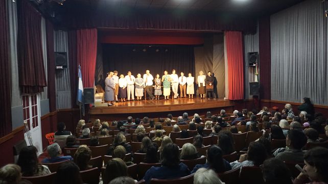 El Centro de Teatro Independiente de Sastre celebró su 40° aniversario sobre las tablas