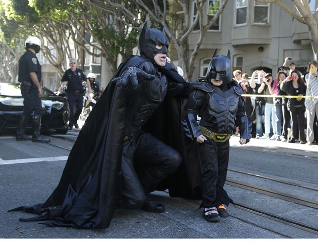 El niño Miles Scott acompañó a Batman en sus aventuras. (Foto: AP)