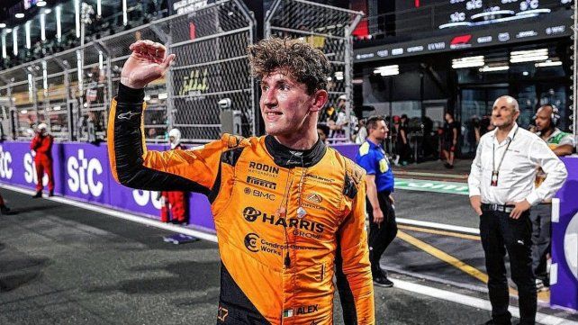 Alex Dunne negocia su llegada a Alpine.