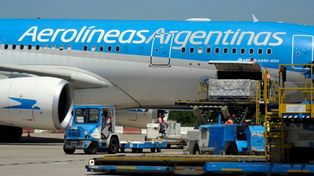 Partió el vuelo de Aerolíneas que traerá desde Rusia la segunda tanda de vacunas