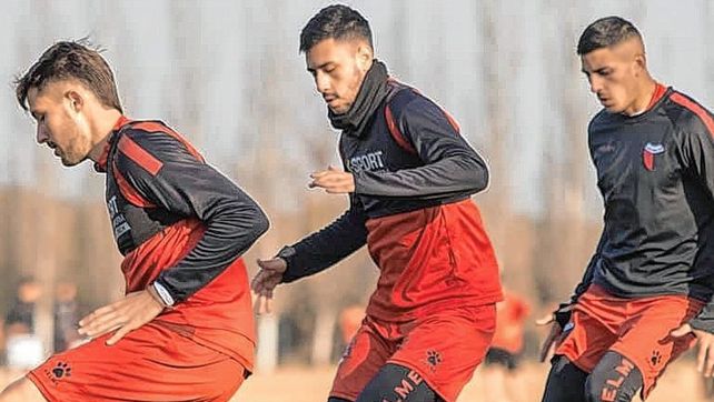 Tomás Sandoval tiene muchas chances de jugar en Platense.