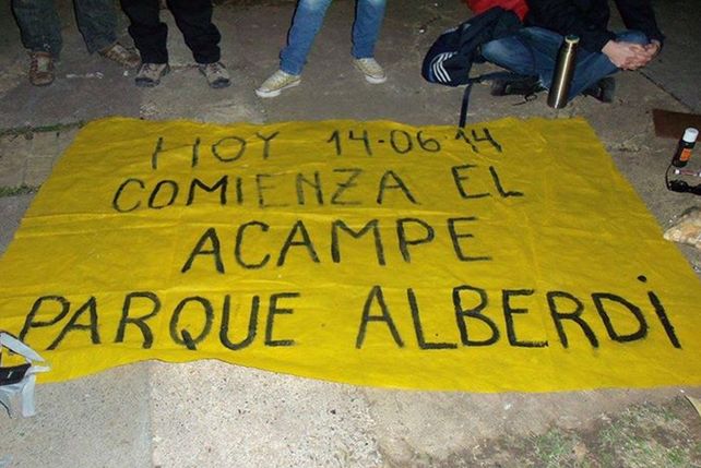 Vecinos mantienen el acampe en defensa del Parque Alberdi