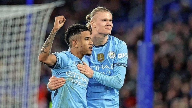 Manchester City volvió al triunfo y venció 2-0 a Leicester. Manchester City volvió al triunfo y venció 2-0 a Leicester.