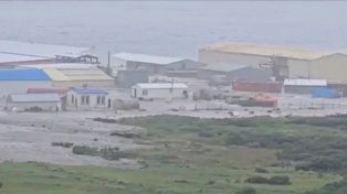 El tsunami que siguió al terremoto provocó numerosos daños en la zona.