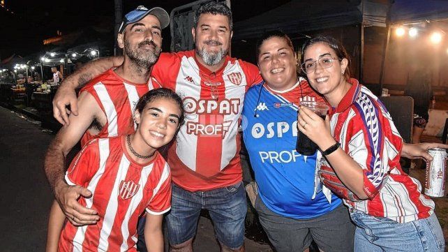 Los hinchas de Unión tienen tiempo hasta este miércoles para adquirir las entradas por Copa Argentina. Los hinchas de Unión tienen tiempo hasta este miércoles para adquirir las entradas por Copa Argentina.