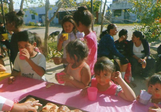 Imágenes correspondientes al Día del Niño celebrado por la institución años atrás.
