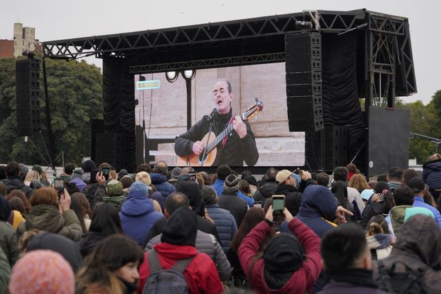 El canal de streaming Olga llegó a la ciudad con un encuentro gratuito que fue multitudinario.