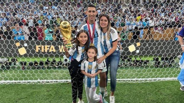 Ángel cambiaba todo por este título, dijo Jorgelina Cardoso, esposa de Di María