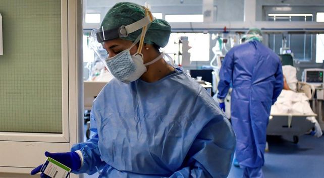 La curva de contagios y muertes sube en el interior del país.