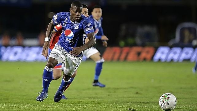 Andrés Román se suma a Boca y Mauro Zárate entrenó normal