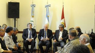 Lifschitz planteó siete ejes de un plan de seguridad y prometió crear una Junta Provincial sobre el tema