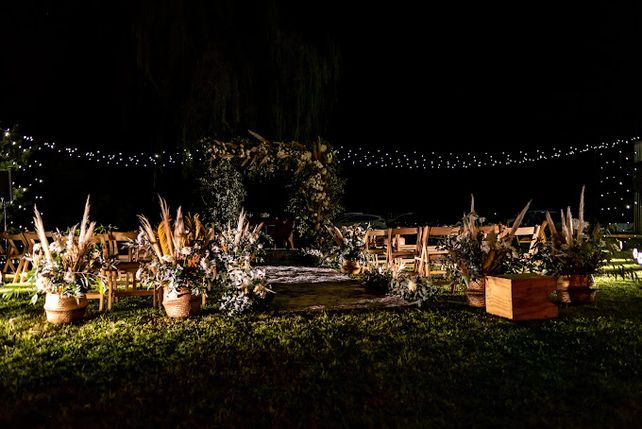 Hay menos eventos y crece la tendencia de que los invitados paguen la tarjeta