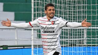 Newells fue más y superó a Banfield de visitante