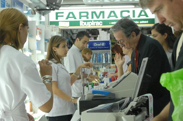 Bolsillos flacos. La caida en el poder adquisitivo de los rosarinos hace que la venta de remedios sin receta registre&nbsp;un descenso marcado.