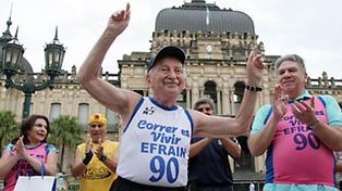 A los 91 a&ntilde;os, un rosarino gan&oacute; una  carrera mundial de ocho kil&oacute;metros