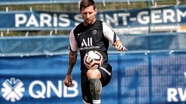 Lionel Messi se entrenó diferenciado en su regreso a París