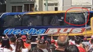 El micro de Boca fue agredido antes de la final con River en 2018.