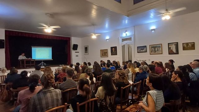 La Biblioteca Provincial en Gualeguaychú: Literatura y memoria