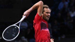 Medvedev le ganó un partido clave a De Miñaur en las ATP Finals