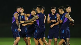 El director técnico Lionel Scaloni quiere que los jugadores que fueron parte de su ciclo de trabajo acompañen a la selección en la final del Mundial Qatar 2022.&nbsp;