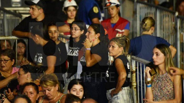 Una multitud disfruta de la noche de cierre de la Fiesta Nacional del Mate de Paraná