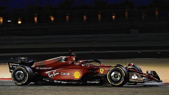 Las Ferrari sorprendieron a todos con el andar e hicieron el 1-3 en la noche de Bahrein.