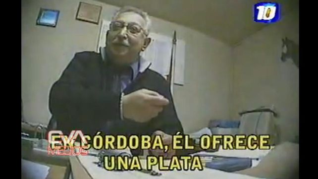 la captura. Fue hecha con una cámara oculta del Canal 10 de Córdoba.
