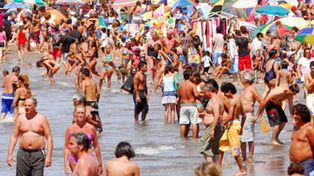 Un patovica atac&oacute; a cadenazos a un chico rosarino en Mar del Plata