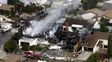 Un avi&oacute;n militar se precipit&oacute; en una zona residencial de California