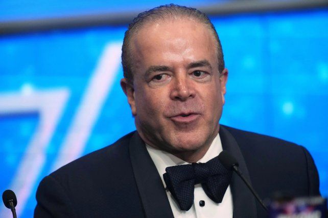 Investigan al dueño del concurso Miss Universo por tráfico de drogas y armas