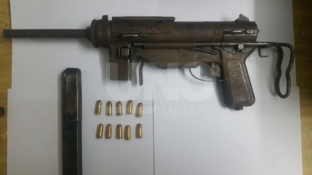 Tras un tiroteo arrestaron a cuatro delincuentes e incautaron una ametralladora