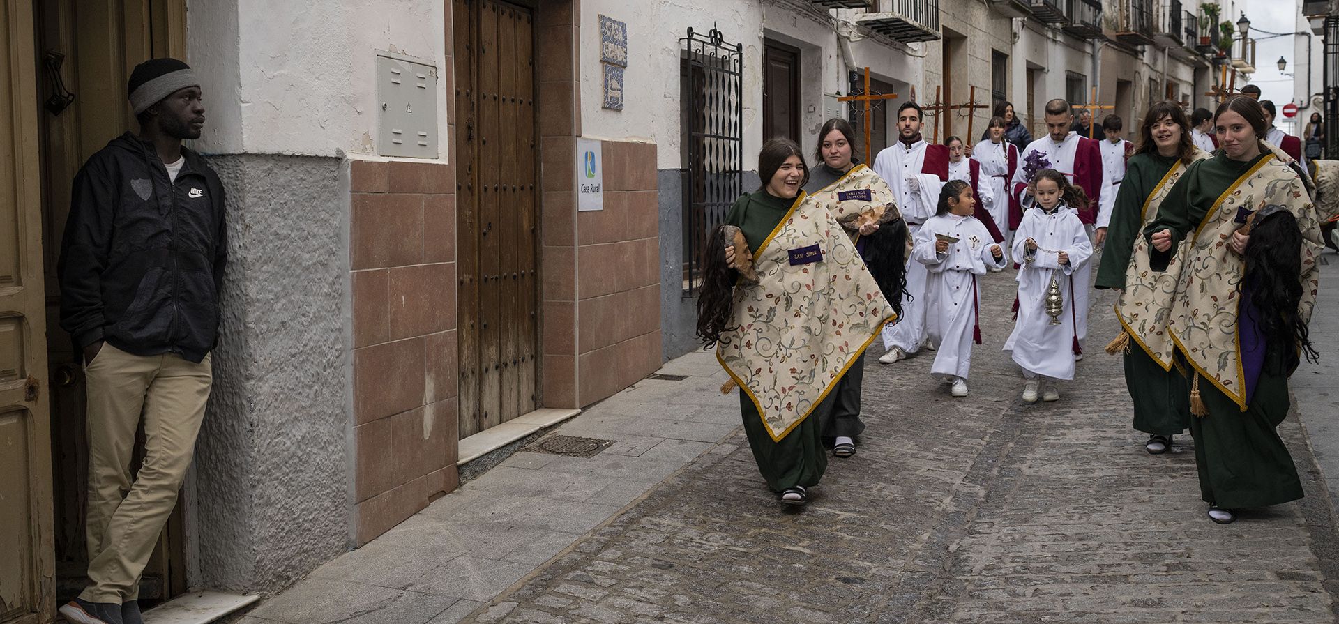 Miembros de la hermandad católica Miembros de la hermandad católica