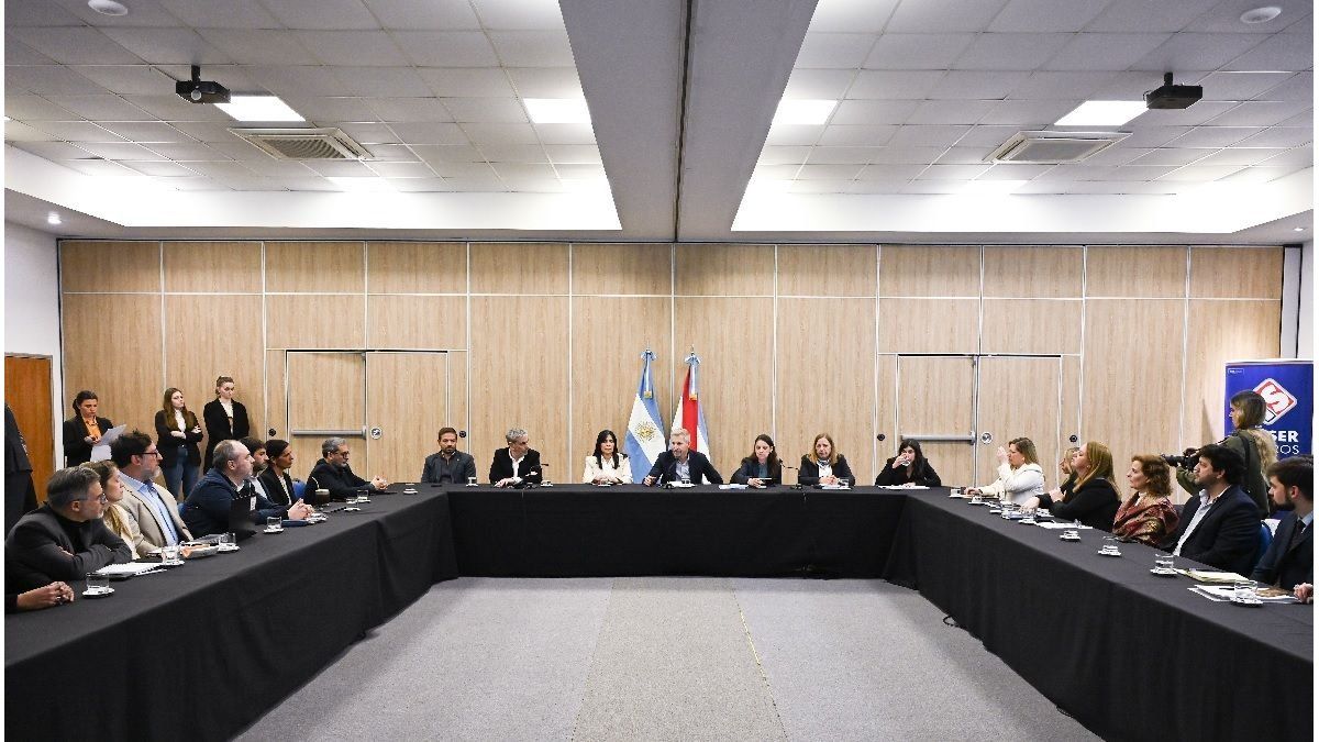 Provincia y Unicef evaluaron los avances de la estrategia de primera infancia