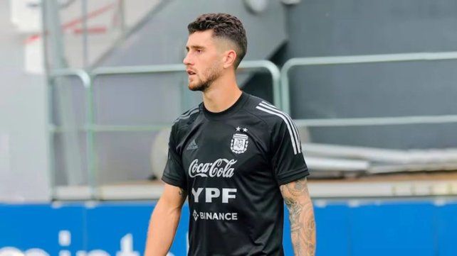 Marcos Senesi fue convocado por última vez en junio de 2022.