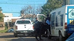 La Policía busca videos de cámaras de seguridad de la zona para dar con los autores del asalto.