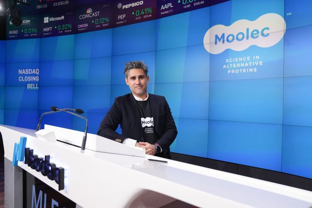 Un reconocido empresario rosarino tocó la campana en Wall Street