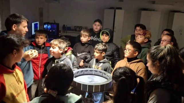 Cinemateca de Entre Ríos: delegaciones escolares conocieron el trabajo de preservación audiovisual