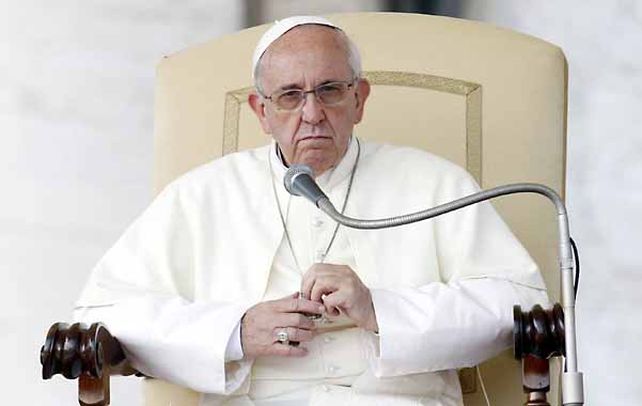Serio. El líder de la Iglesia les pidió a los profesionales que mantengan un compromiso a favor de la vida.