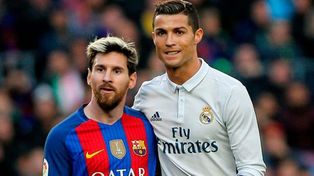 Furor en España por un mural de Messi y Cristiano Ronaldo besándose