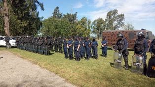 Causa Etchevehere: La Policía controla el casco de la casa