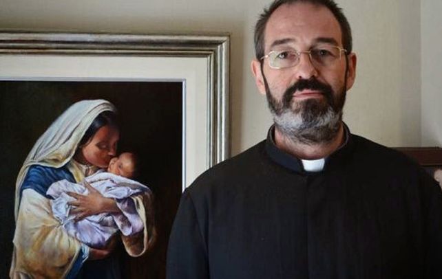 El religioso estuvo unos días en el país donde visitó a sus familiares y de paso por San Rafael