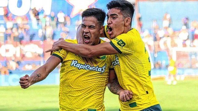 Defensa tiene un duro debut ante César Vallejo en Perú