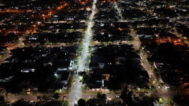 La Municipalidad avanza en la modernización del sistema de alumbrado público con el programa 100% LED.&nbsp;