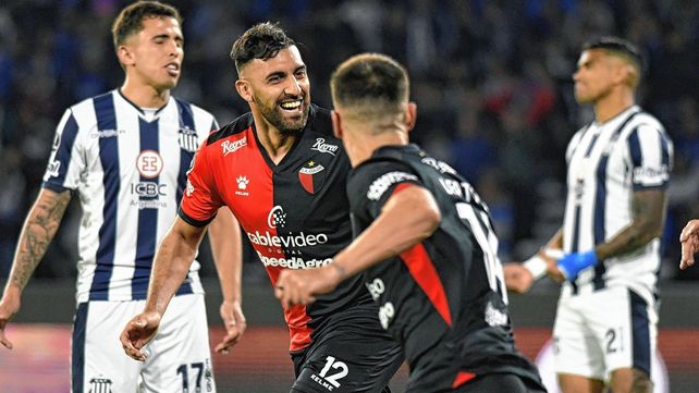 Colón logró un empate valioso en Córdoba con gol de Ramón Ábila.