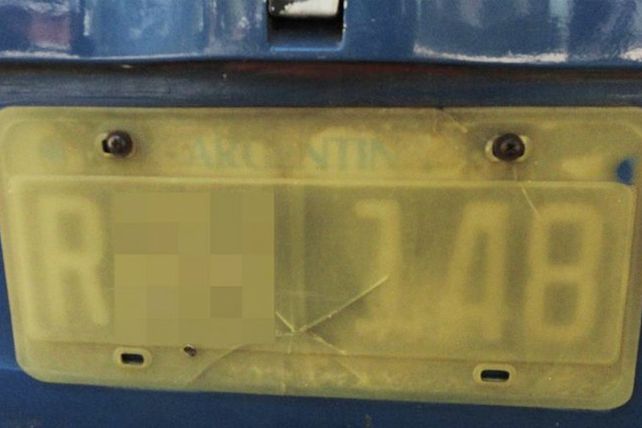 Aplicarán multas de hasta 8 mil pesos a los tapa patentes en provincia de Buenos Aires
