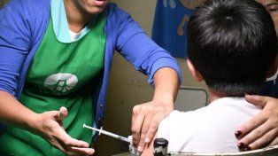 Se desarrolla la vacunación en las escuelas de la ciudad de Santa Fe
