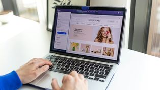 Tener una tienda online es muy fácil y te enseñamos cómo empezar