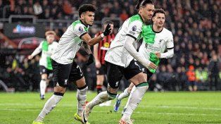 Liverpool se afirmó en la cima de la Premier con la goleada ante Bournemouth
