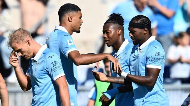 Lazio derrotó a Monza y es el líder del Calcio junto al Inter